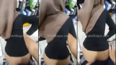 Ukhti Hijab Karyawan Cantik Pasrah Di Kasur