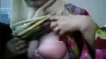 Ukhti Sekretaris Hijab Cantik Di Kantor 2026